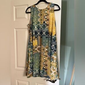 Maggie London for Melanie Lyne. Patterned Aline sleeveless dress.